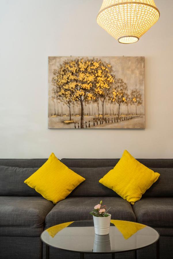 Freshly Renovated 2Br&Lr+Walk-In Rainshower Appartamento Berlino Esterno foto