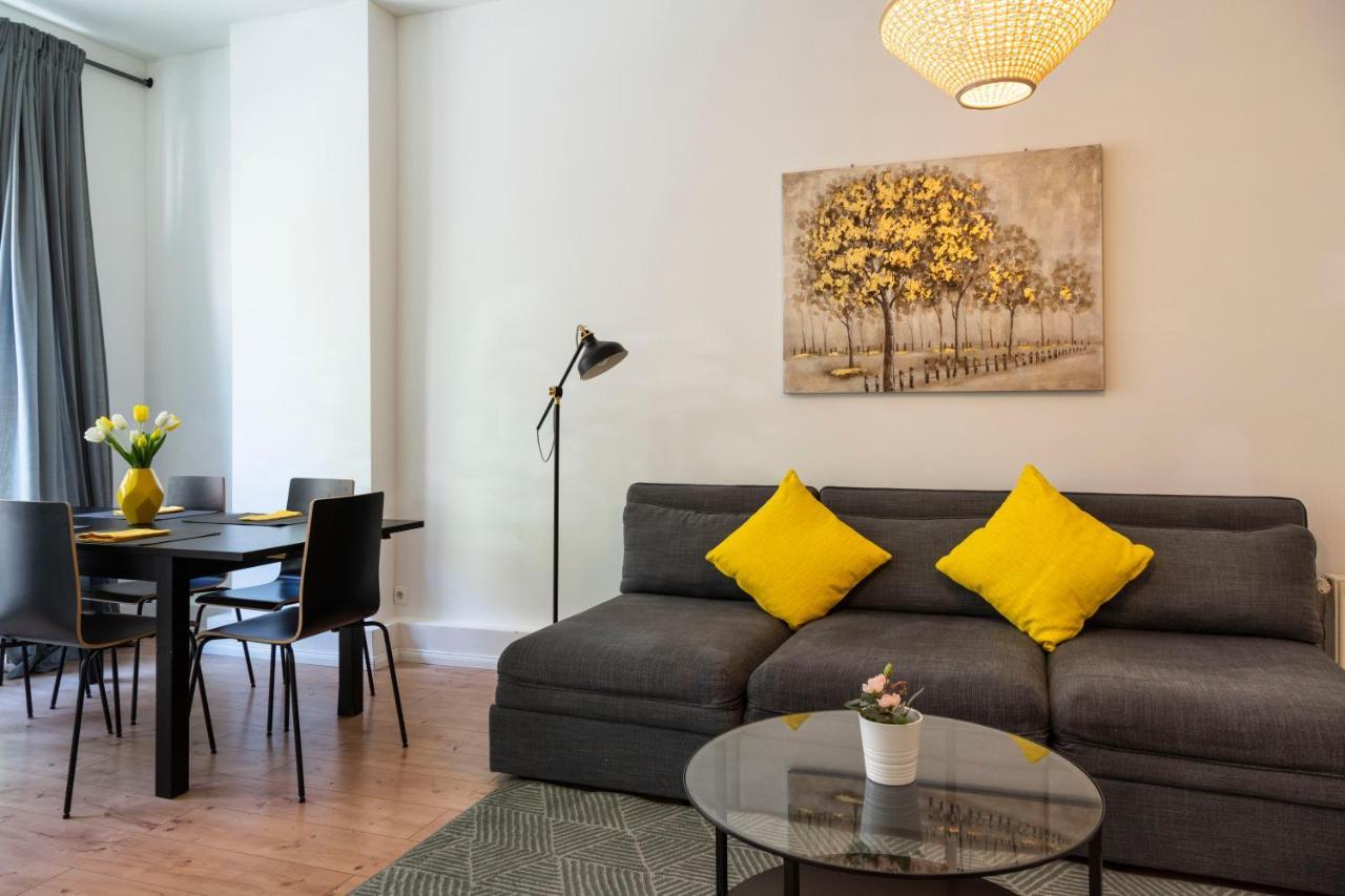 Freshly Renovated 2Br&Lr+Walk-In Rainshower Appartamento Berlino Esterno foto